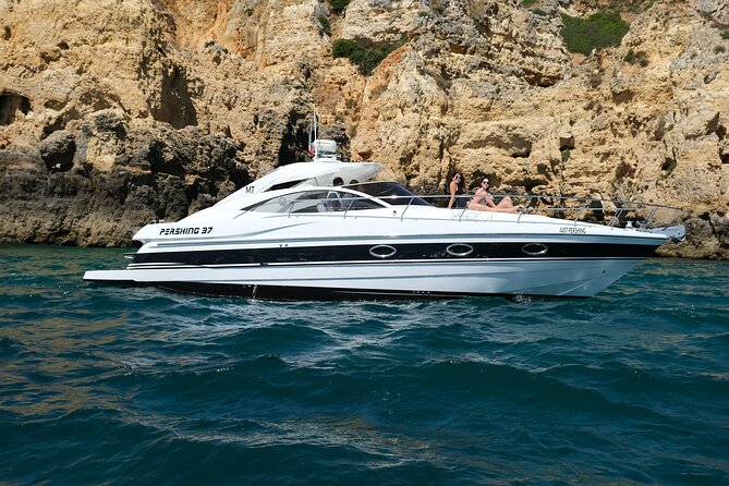 Lagos Algarve Luxury Yacht Experience the Pershing 37 - Key Points