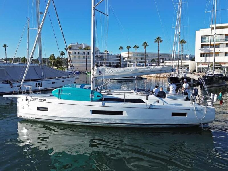 Lagos: Beneteau Oceanis 40.1 Private Sailing Experience - Setting Sail on the Algarve Coast on a New Beneteau Oceanis 40.1