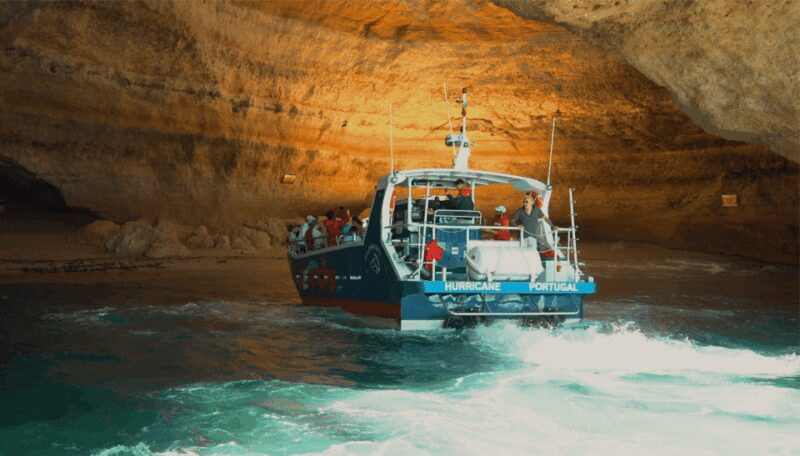 Lagos: Dolphin & Benagil Tour with Marine Biologist - Lagos: Dolphin & Benagil Tour with Marine Biologist