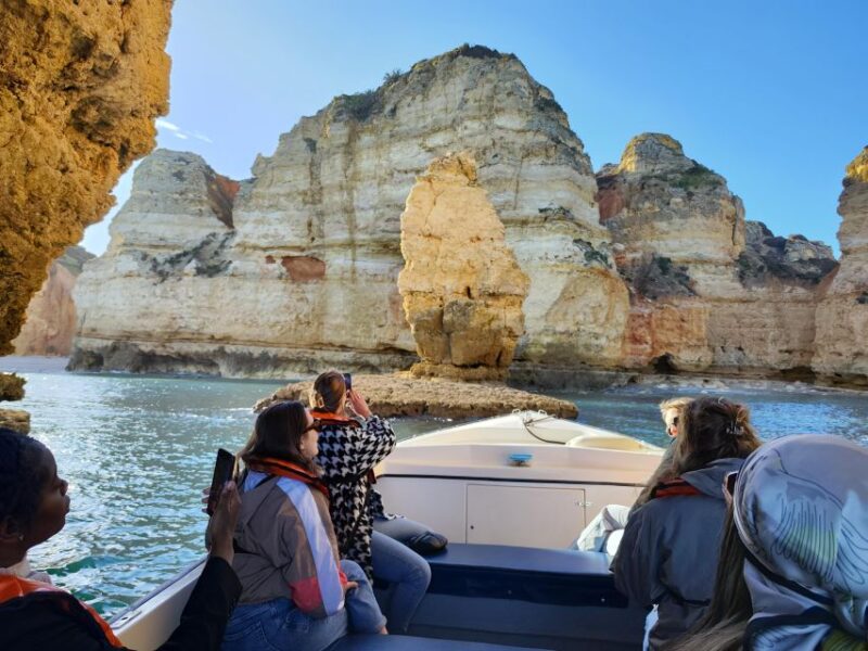 Lagos: Guided Ponta da Piedade Sunset Boat Tour - Experience the Beauty of Ponta da Piedade on a Sunset Boat Tour