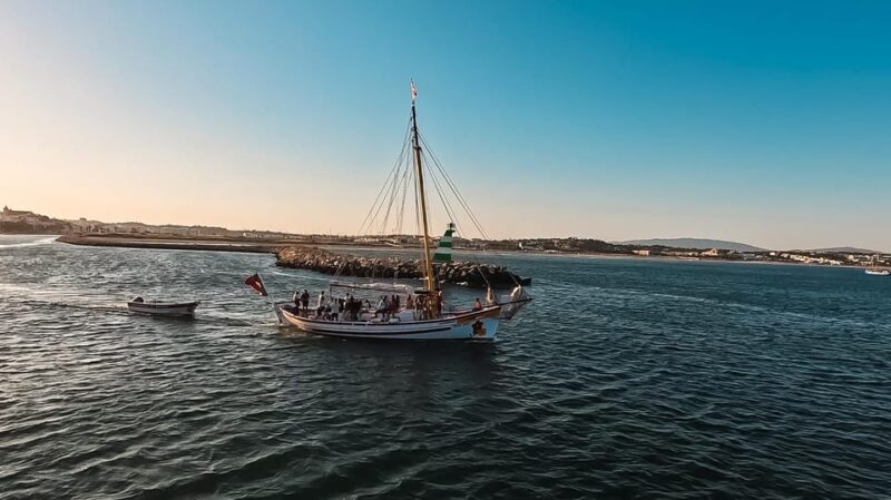 Lagos: Sunset Sail aboard a Traditional Boat with Prosecco - How This Tour Compares to Other Coastal Experiences in Algarve