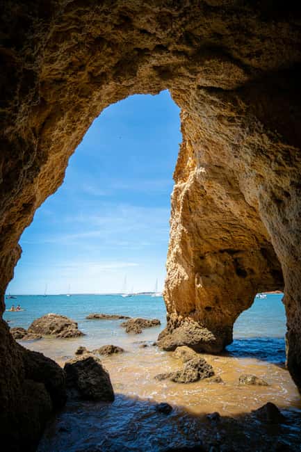 Lagos to Sagres Full-Day Guided Tour - Logistics and Group Experience