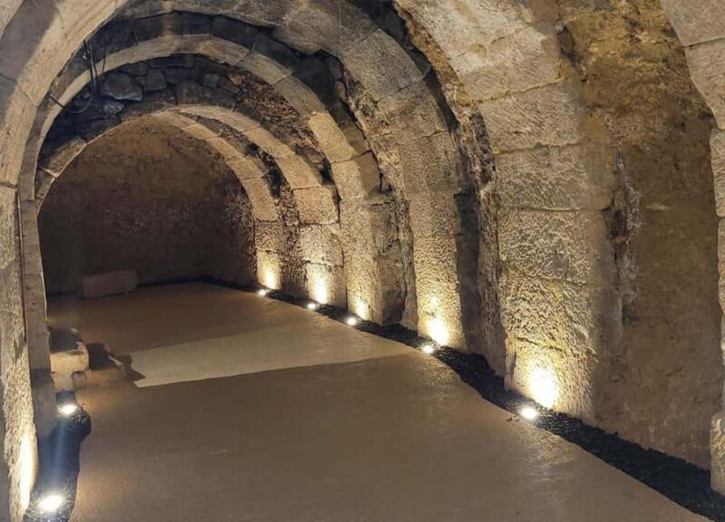 Laguardia: Crianza Tasting Bodegas1808 - Casa Garabitero - The Unique Underground "Calao" Cellar