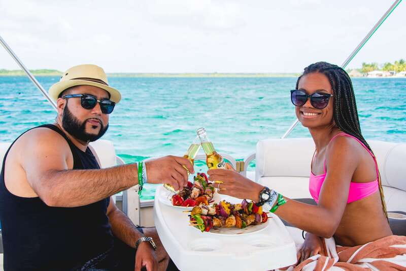 Laguna Grill: 4-hr Private Boat Tour with BBQ and Drinks - Visiting El Canal De Los Piratas