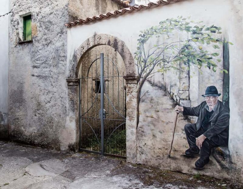 Laino Borgo: Urban Trekking among Murals and Local Traditions - Shopping for Local Products in Village Shops