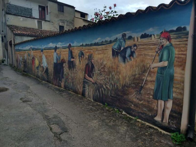 Laino Borgo: Urban Trekking among Murals and Local Traditions - Comparing This Tour to Other Pollino National Park Adventures