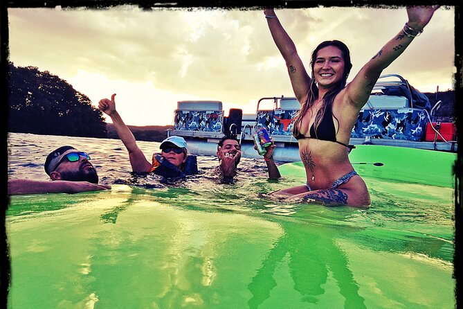 Lake Austin Party Cove Experience - Logistics: Group Size, Duration, and Accessibility