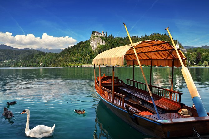 Lake Bled All inclusive tour from Ljubljana - From Ljubljana to the Sparkling Shores of Lake Bled