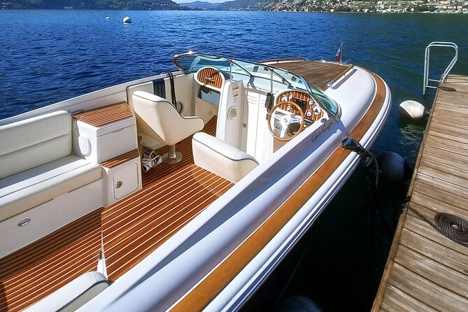 Lake Como 2 Hour Private Boat Tour - The Luxurious Mahogany Boat and Its Amenities