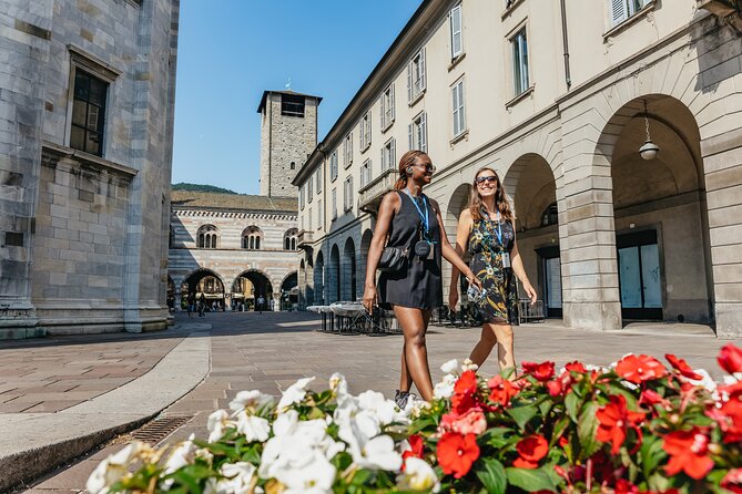 Lake Como, Bellagio with Private Boat Cruise Included - Enjoying a Private Lake Cruise