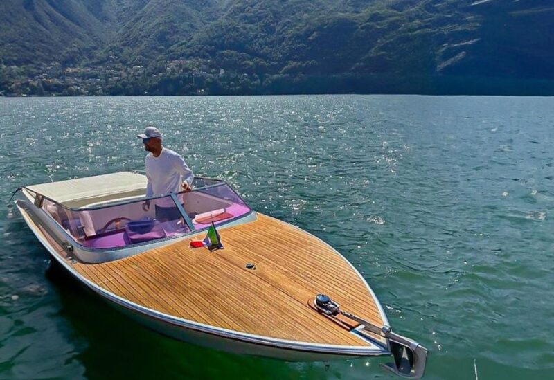 Lake Como: Exclusive Lake Tour by Private Boat with Captain - The Distinctive Stops and Photo Opportunities
