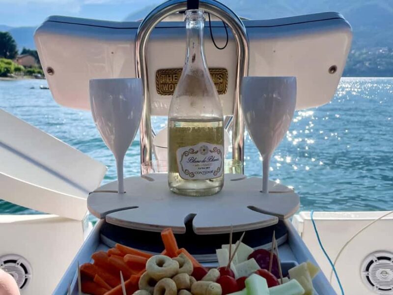 Lake Como: Sailing Boat Tour with Skipper and Aperitivo - The Yacht LinaChiara: Comfort and Style on the Water