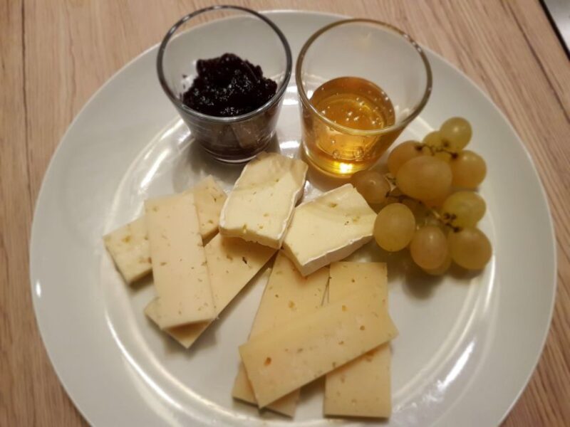 Lake Como: Winery Tour with Wine Tasting - Frequently Asked Questions