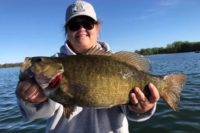 Lake Erie Smallmouth Fishing Charters - Seasonal and Scenic Highlights Around Presque Isle State Park