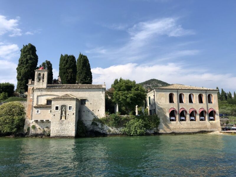 Lake Garda: 4-hour Guided Boat Cruise with Stop in Sirmione - Exploring Sirmione: A 2-Hour Historic Walk