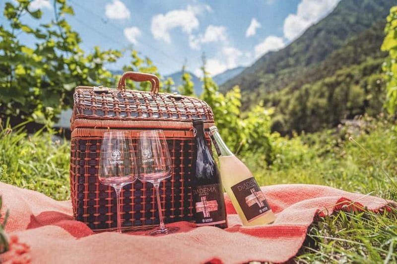 Lake Ledro: wine Pic Nic with stunning Lake View - Lake Ledro: wine Pic Nic with stunning Lake View – The Perfect Short Escape in Lombardy