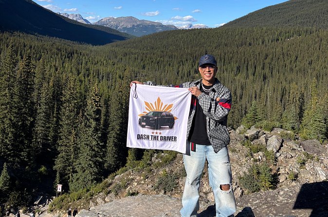 Lake Louise and Moraine Lake Tour - The Professional Driver/Guide: Knowledge and Friendly Service