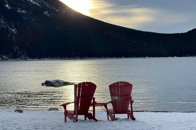Lake Louise Emerald Lake& Peyto Lake 3 lakes tour from Calgary - The Magnificent Castle Mountain Viewpoint