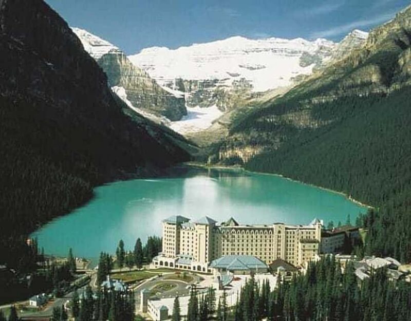 Lake Louise, Emerald, Minnewanka, Banff Gondola & Banff Town - Who Will Enjoy This Tour Most