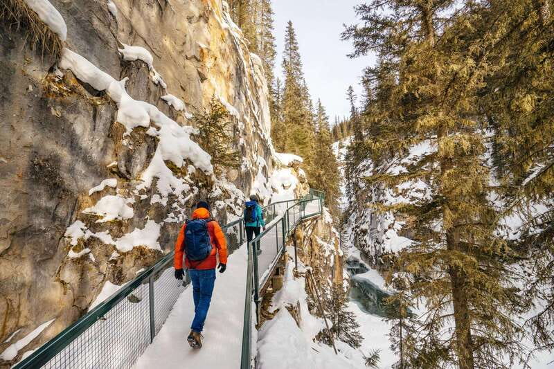 Lake Louise, Johnston Canyon, Lake Minnewanka, Banff Town - Discover the Natural Marvel of Johnston Canyon