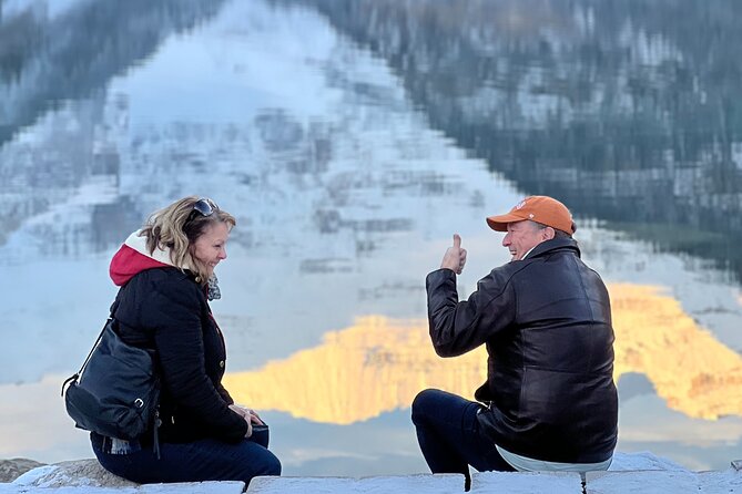 Lake Louise, Moraine Lake, Peyto Lake, Crowfoot Tour from Banff - Lake Louise Visitor Information Centre for Lunch Break