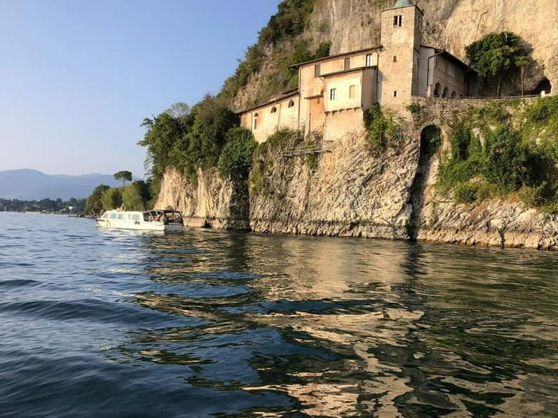 Lake Maggiore: Boat to Santa Caterina from Feriolo - The Route from Feriolo to Santa Caterina del Sasso
