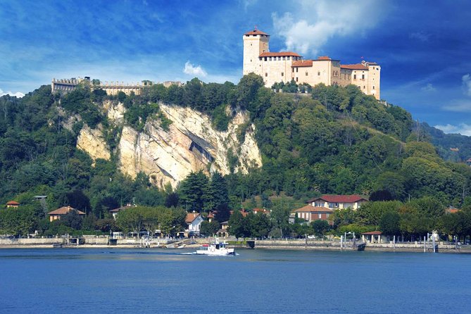 Lake Maggiore Daytrip from Milan - Private - Walking Around Stresa and the Islands