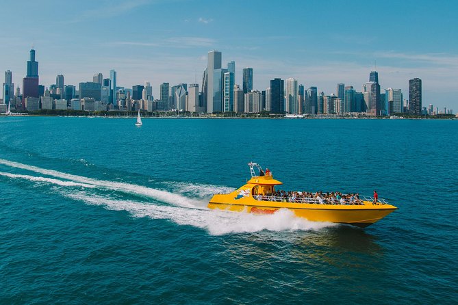 Lake Michigan 30-Minute Speedboat Ride - What Makes This Tour Stand Out: The Guides and Atmosphere