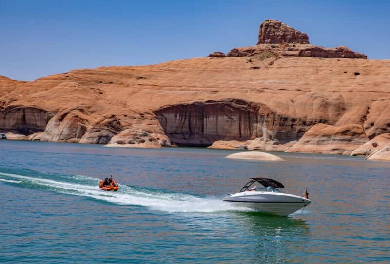 Lake Powell: Powerboat or Jet Ski Rental at Wahweap Marina - Choosing Between Powerboats and Jet Skis