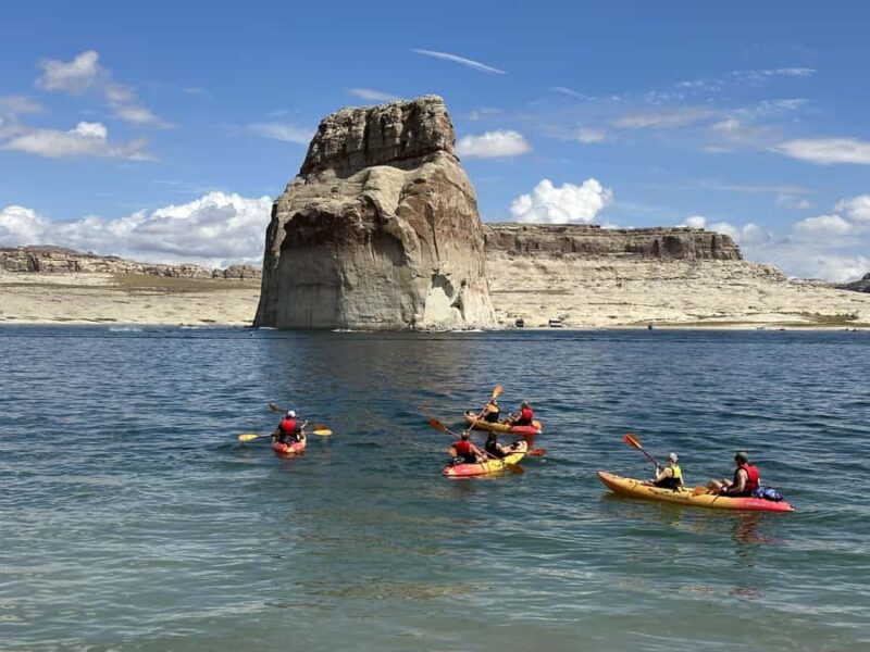 Lake Powell: Single Kayak Rental from Wahweap Launch Ramp - Scenic Highlights: Wahweap Bay and Hidden Coves