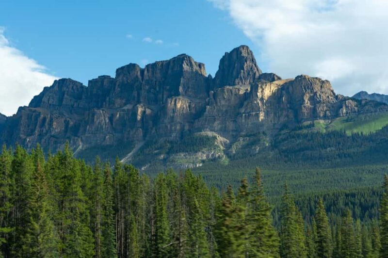 Lakes Moraine, Louise, Emerald, Johnston Canyon & Yoho Tour - Scenic Drive and Viewpoints Over Vermilion Lakes