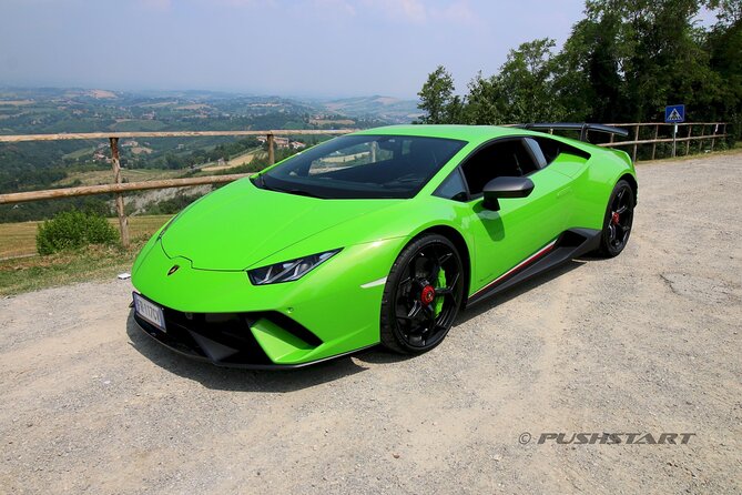 LAMBORGHINI HURACAN PERFORMANTE - Driving Experience in Maranello - Discover the Lamborghini Huracan Performante Driving Experience in Maranello