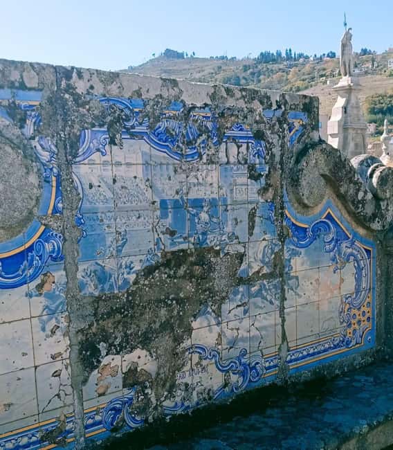 LAMEGO: Walking tour of the city center 2H - Visiting Igreja de Santa Maria de Almacave