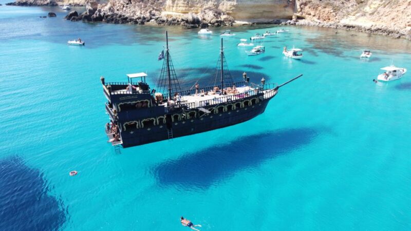 Lampedusa: Pirate Ship Boat Tour with Lunch and Music - The Role of Live Music and Entertainment