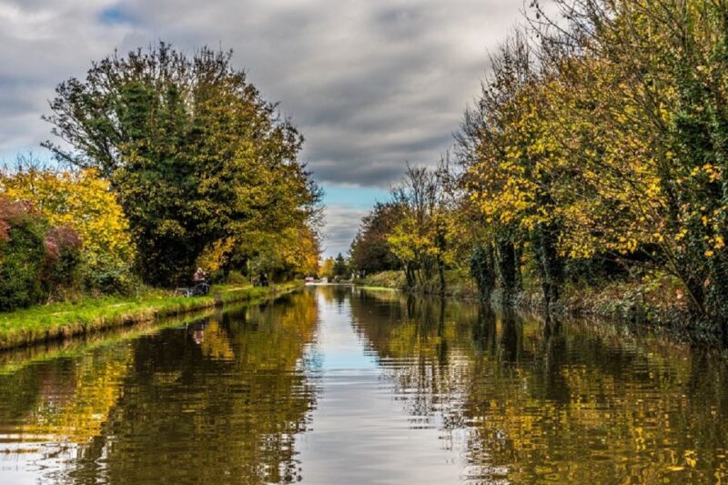 Lancashire: Sightseeing Canal Cruise on a Narrowboat - Meeting Point and Location Details