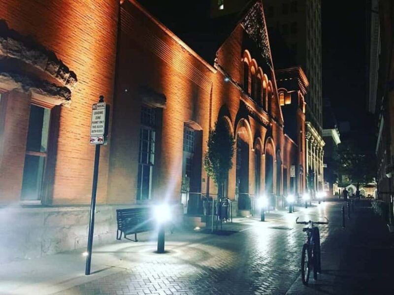 Lancaster: Evening Ghost Tour by Candlelight - Starting Point at the Soldiers and Sailors Monument