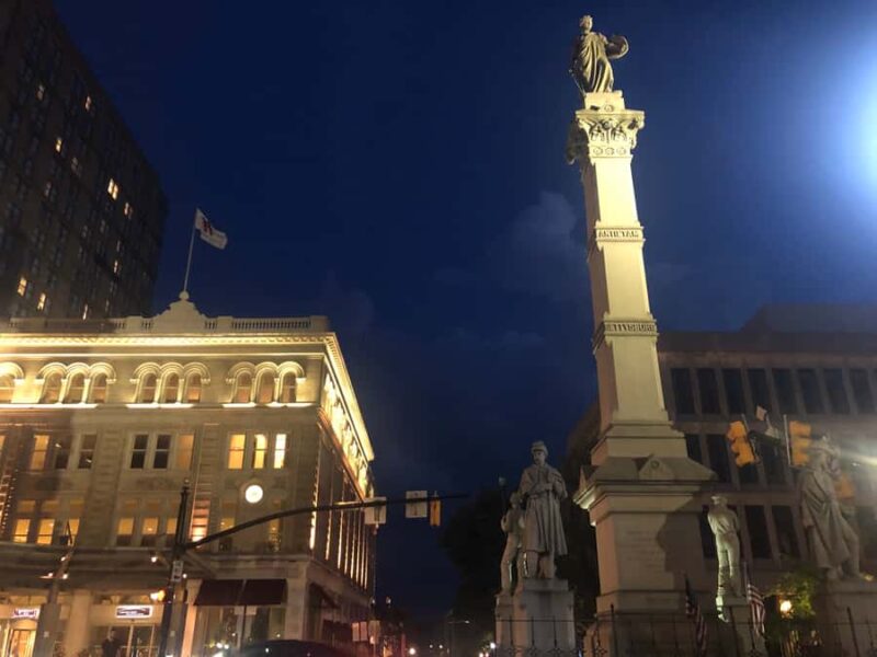 Lancaster: Evening Ghost Tour by Candlelight - Guides Leading the Way: Knowledge and Enthusiasm