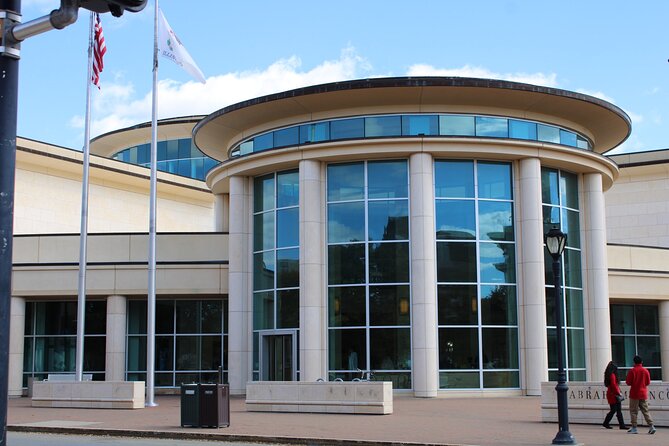 Land of Lincoln Smartphone Audio APP Self Guided Walking Tour - Discovering Lincoln’s Legal Career at the Law Office