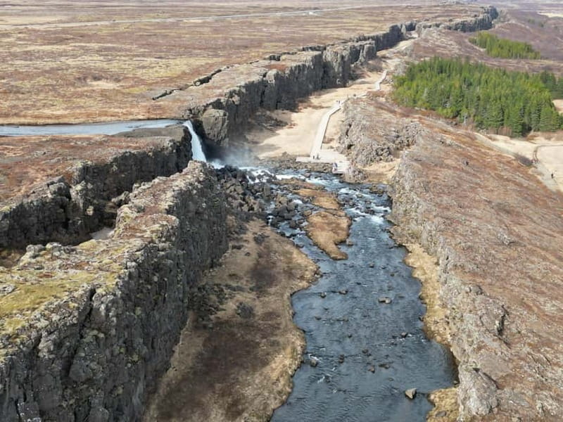 Landmannalaugar: Helicopter tour with 3 Landings - Landmannalaugar: Colorful Highlands and Geothermal Pools