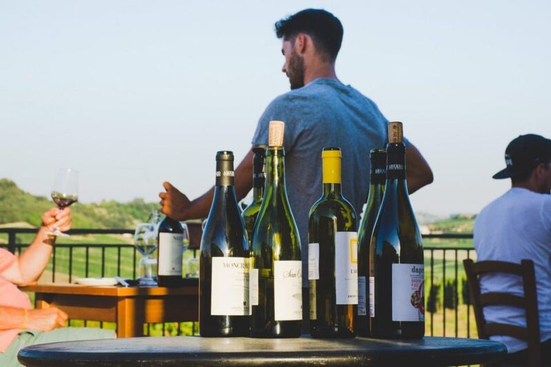 Langhe e Monferrato: Amerio Vincenzo Wine Tour and Tasting - Tasting of Six Fine Wines