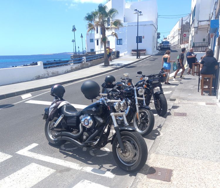 Lanzarote: geführte Motorradtour auf einer Harley-Davidson - Customizable Route and Flexible Stops