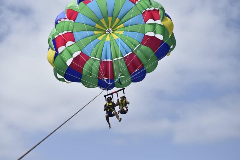 Lanzarote: Parasailing Adventure in Puerto del Carmen - Practical Tips for a Smooth Parasailing Adventure