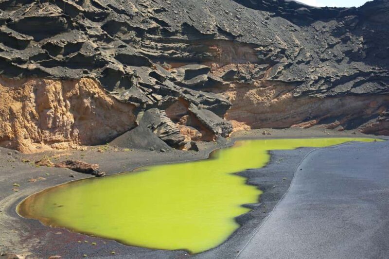 Lanzarote: Private Full-Day Tour - Jameos del Agua: Art and Nature in a Volcanic Grotto