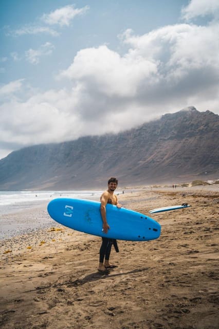 Lanzarote: Private Surf Class in Famara Beach - Discover the Personal Touch of a Private Surf Class in Famara Beach, Lanzarote