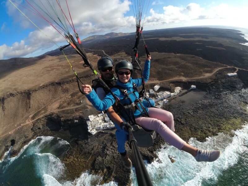 Lanzarote: Tandem Paragliding Flight Over Lanzarote - The Experience of Flying Over Lanzarotes Volcanic Landscape