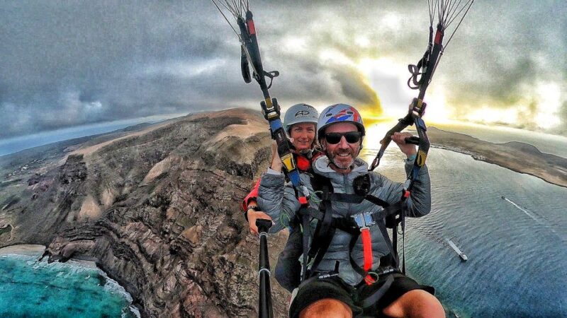 Lanzarote: Tandem Paragliding over Volcanoes & the Atlantic - The Experience with Lanzafly: What Makes It Special