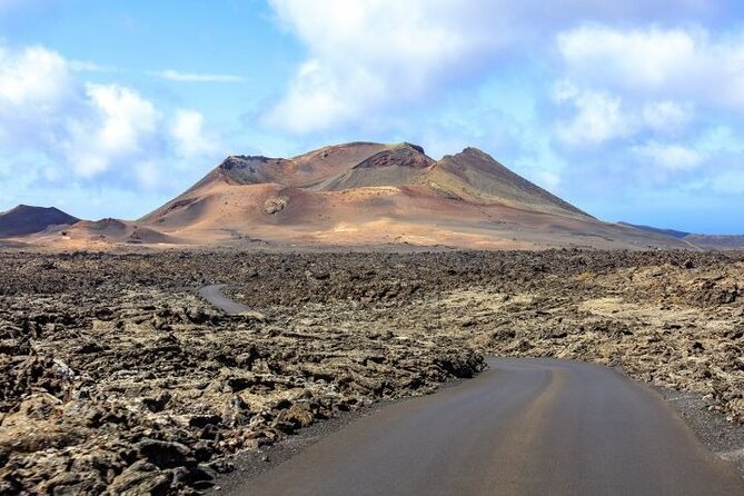 Lanzarote Volcanoes Tour departing from Fuerteventura - Exploring the Volcanic Landscapes of Timanfaya National Park