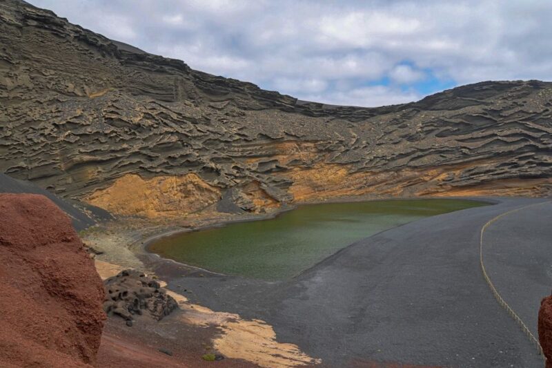 Lanzarote: Volcanos of Timanfaya and Caves Tour with Lunch - From Lava Fields to La Geria’s Vineyards