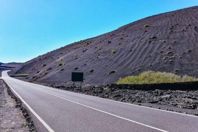 Lanzarote: Volcanos of Timanfaya and Caves Tour with Lunch - Who Will Enjoy This Tour Most?