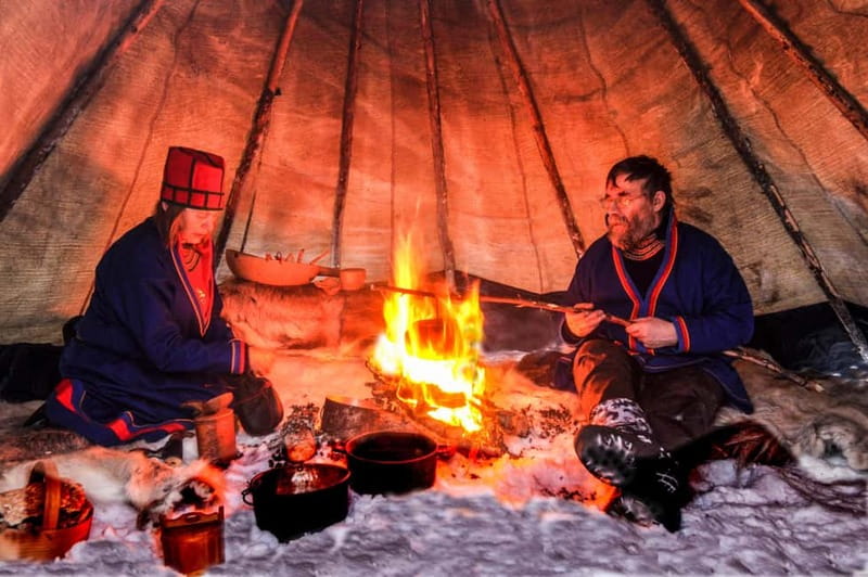 Lapland: A day on the trail of the Sami indigenous people - Discover the Sami Heritage and Lapland’s History in a 7-Hour Private Tour